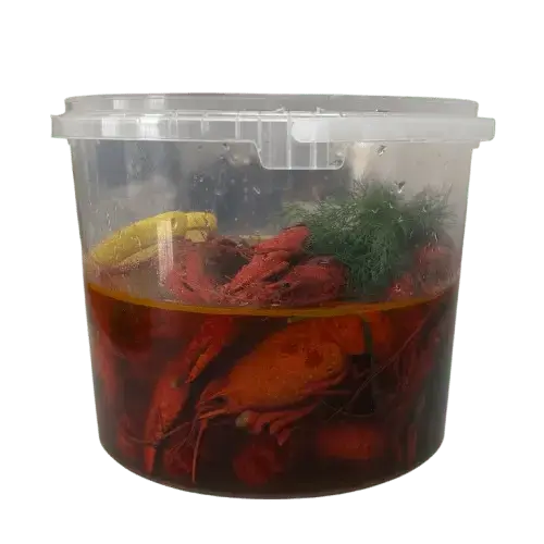 Flusskrebse in herzhafter Bier oder klassisch gekocht – einzigartiger Geschmack, frisch gekocht, vakuumverpackt mit Soße und deutschlandweit geliefert von RakiDe. rakide.de und rakide.com aus Nl im Essen gekocht