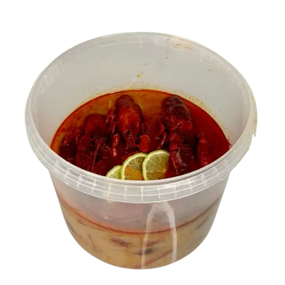 Raki_De-Flusskrebse in scharfer Tom-Yum-Sose – inspiriert von Thai-Küche. Frisch gekocht in Essen, mit Soße vakuumverpackt und deutschlandweit geliefert. rakide.de und rakide.com Bestellen